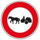 Interdit aux véhicules à traction animale