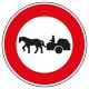 Interdit aux véhicules à traction animale