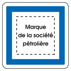 Station service (avec logo de la société pétrolière)